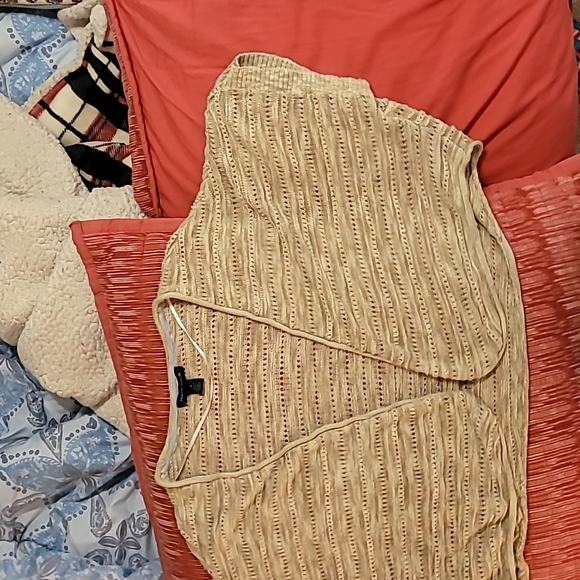 Tommy Hilfiger NWOT cropped cardigan sz.3X - Picture 2 of 5